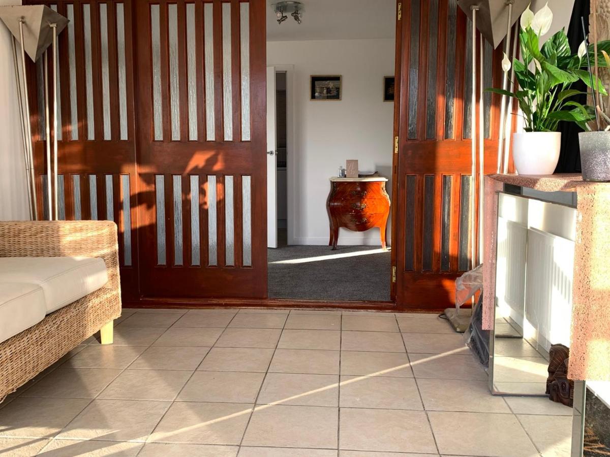 Beach Front Apartment With Free Parking, St Annes Lytham St Annes Bagian luar foto